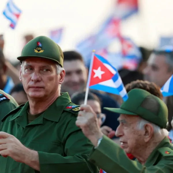 Cuba apuesta a una apertura económica en medio de una profunda crisis