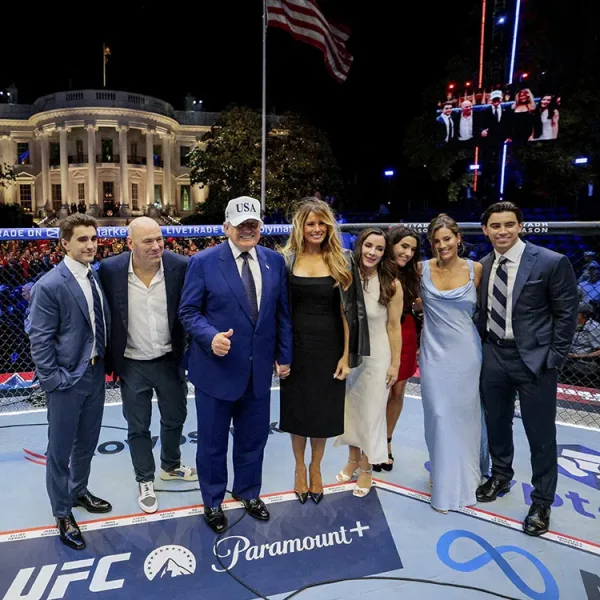 Donald Trump celebró sus 80 años con una función de UFC en la Casa Blanca y desató polémica