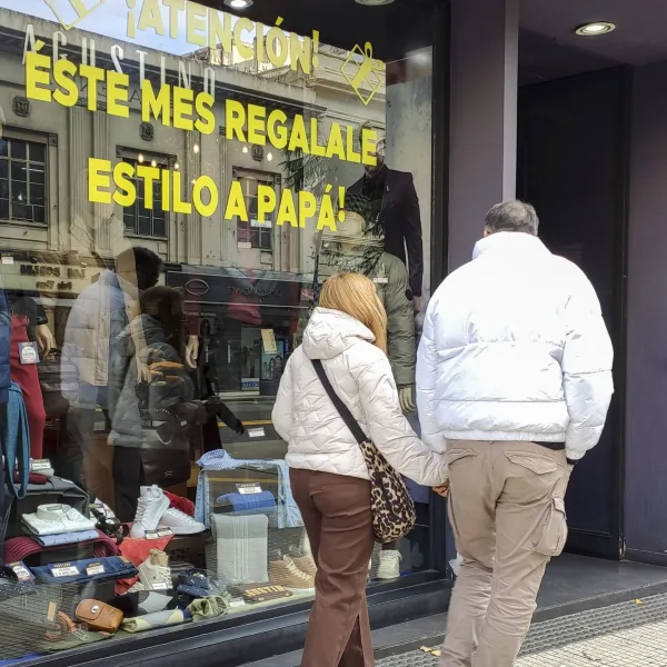 Sexto mes de caída: el consumo privado volvió a retroceder en mayo