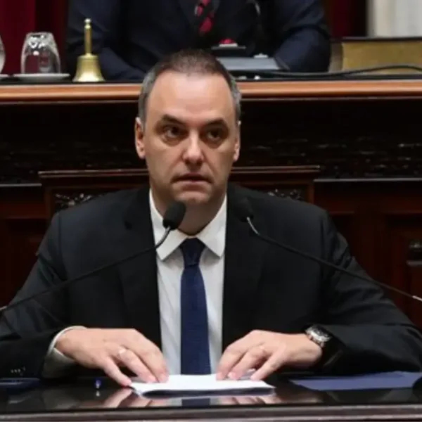 Presionado por opositores y aliados, Adorni confirmó que irá al Senado el próximo 2 de julio