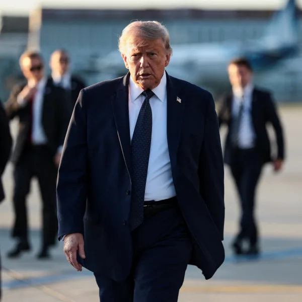 Trump defendió el acuerdo de paz con Irán y calificó de "estúpidos" a sus críticos