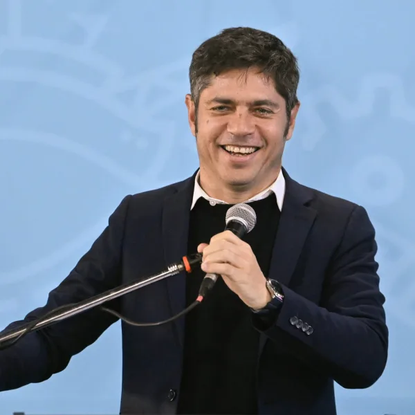 El Gobierno de Kicillof se distanció de Insaurralde tras los videos de Jesica Cirio con dólares