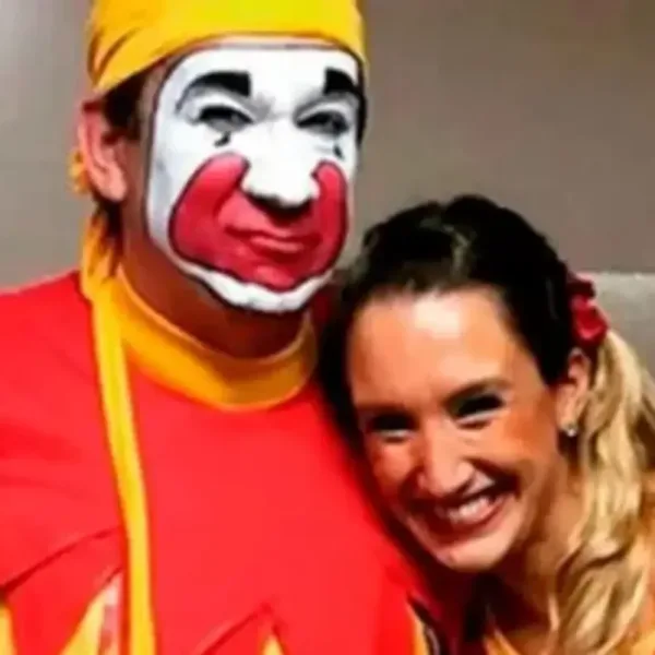 Sol, la hija de Piñón Fijo terminó con el misterio y reveló la cara de su padre