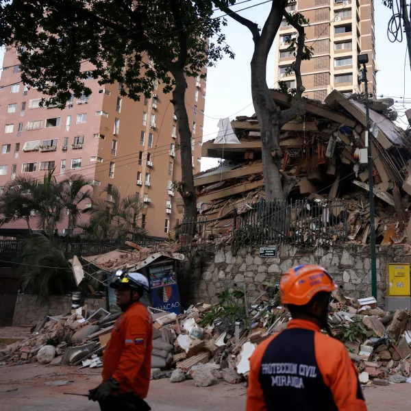 Videos e imágenes impactantes: dos terremotos desataron el pánico en Venezuela