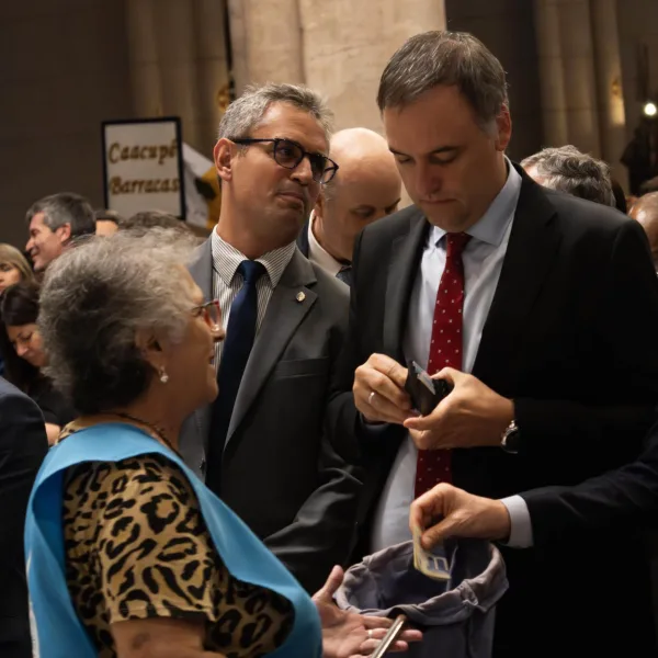 Tras dejar la Jefatura de Gabinete, Manuel Adorni también saldría del directorio de YPF