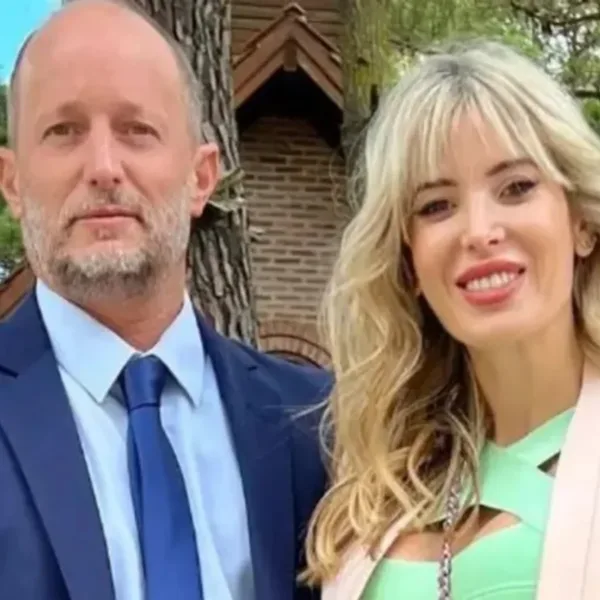 Les prohíben salir del país a Martín Insaurralde y Jésica Cirio