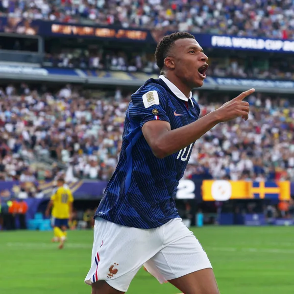 Con un doblete de Kylian Mbappé, Francia venció a Suecia y avanzó a los octavos de final del Mundial 2026