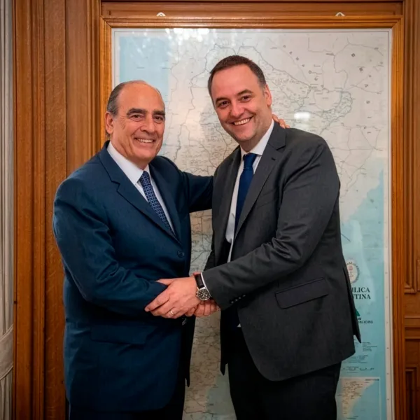 Francos criticó el paso de Adorni por la Jefatura de Gabinete: "Duró demasiado tiempo"