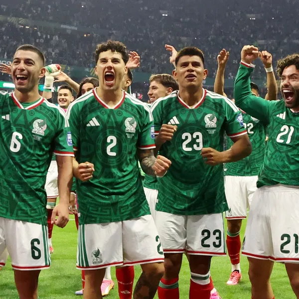 México le ganó 2 a 0 a Ecuador y avanzó a octavos de final