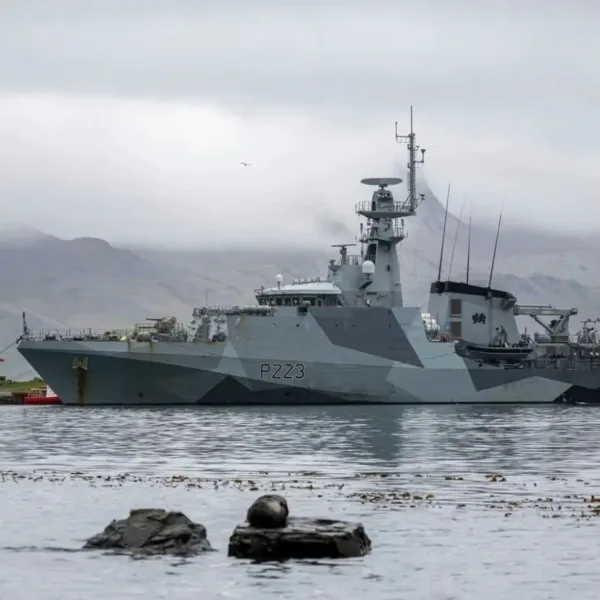Tensión con el Reino Unido por la presencia de un buque militar británico en aguas argentinas
