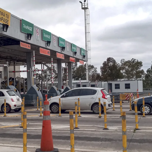 Aumentaron los peajes a la Costa Atlántica: cuáles son las nuevas tarifas 