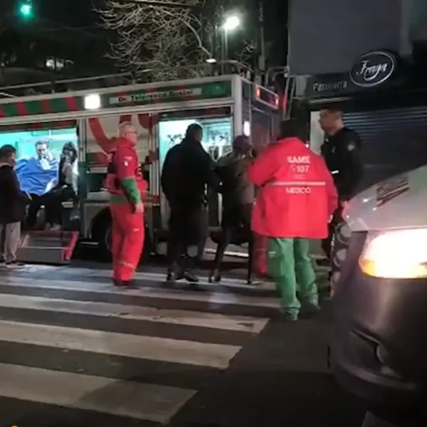 Incendio en Caballito: al menos 19 personas fueron asistidas y nueve debieron ser hospitalizadas