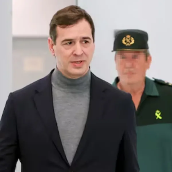 El hermano del presidente del Gobierno de España fue condenado a nueve años de inhabilitación