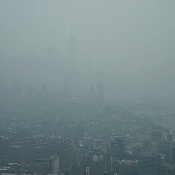 Alerta en Nueva York por una nube de humo que cubre la ciudad 48 horas antes de la final del Mundial
