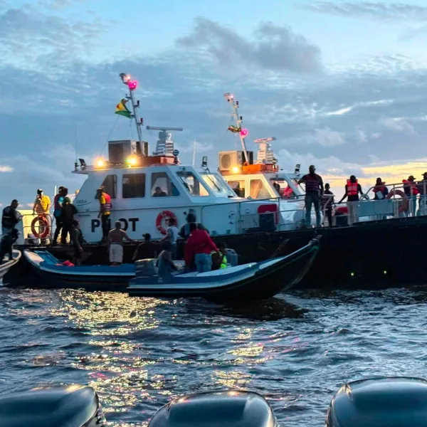 Naufragio en Guyana: informan al menos 41 muertos por el vuelco de un ferry