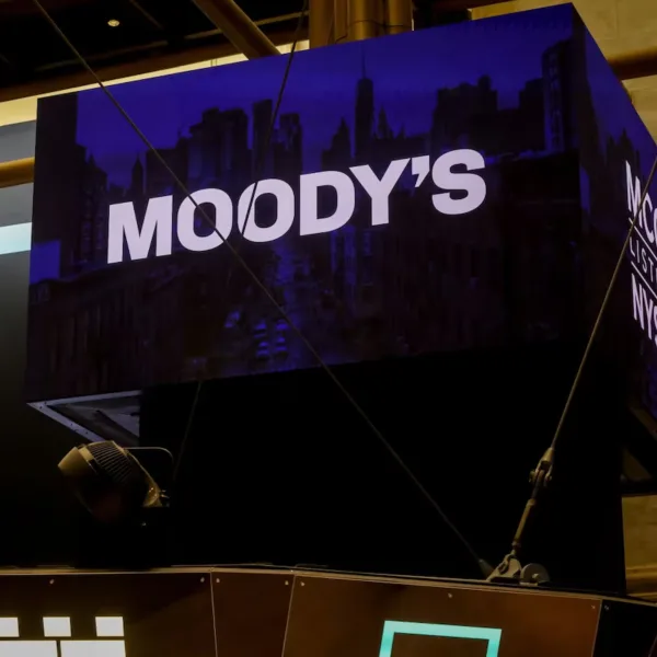 La agencia Moody’s mejoró la nota de la deuda soberana argentina