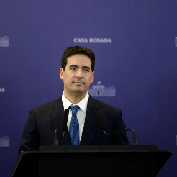 El Gobierno estimó que el dólar podría llegar a $1.800 en los próximos meses
