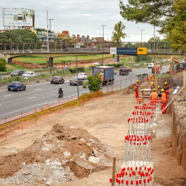 Corte total en la Autopista Dellepiane por 24 horas: qué obras se realizan y cuáles son las alternativas de tránsito