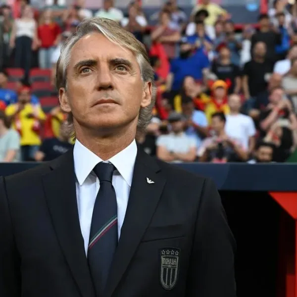 Roberto Mancini fue confirmado como el nuevo entrenador de Italia