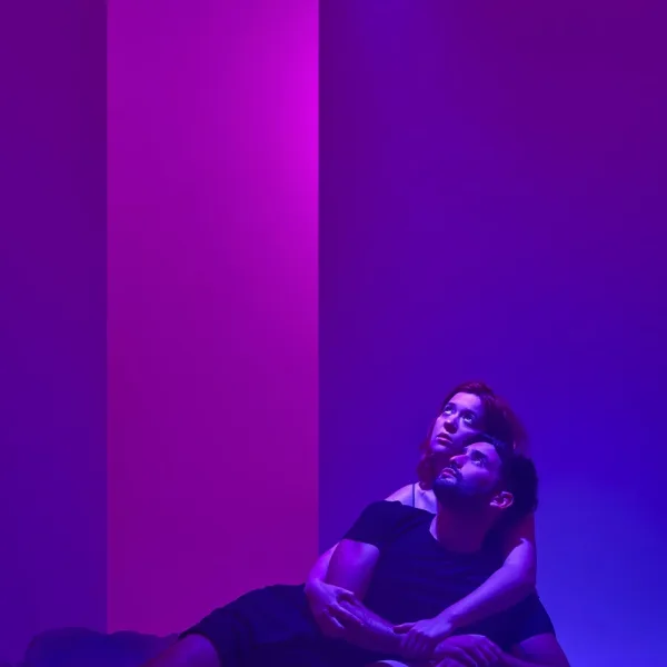 La obra "Este mundo peligroso" anuncia sus últimas funciones 