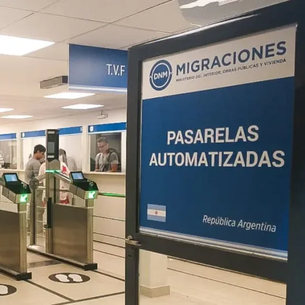 El Gobierno endureció las reglas migratorias: podrán expulsar extranjeros por mensajes de odio contra argentinos