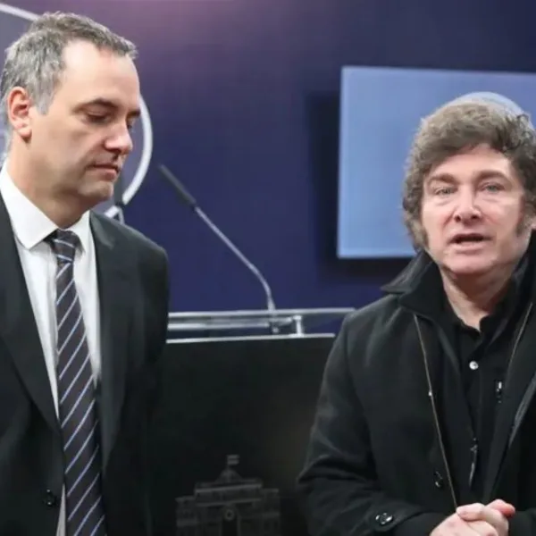 Milei volvió a respaldar a Adorni: "Es honesto e inocente"
