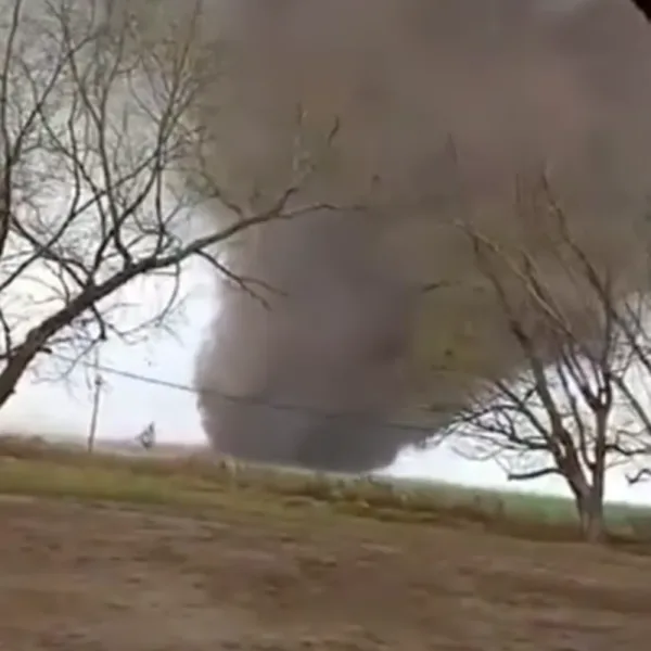 Un tornado azotó Santa Fe: dejó destrozos, árboles caídos y una persona herida