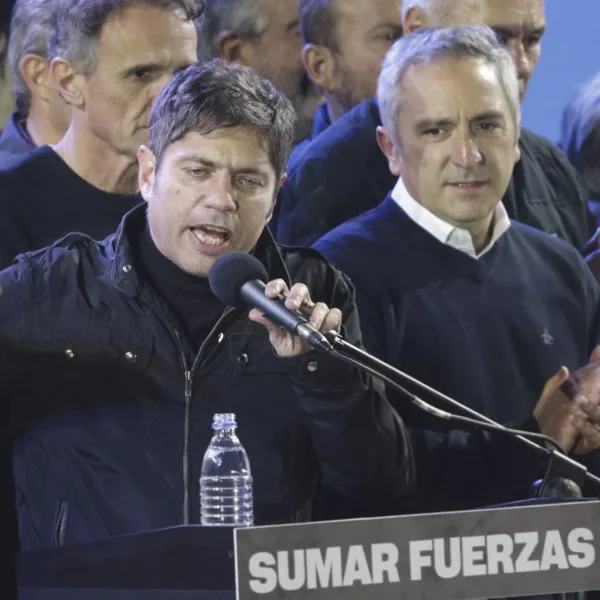 Kicillof acusó a Milei de extorsionar a las provincias con fondos