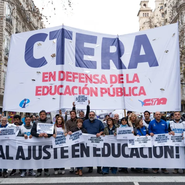 CTERA reclamó por los sueldos y advirtió que el país "se quedará sin maestros"