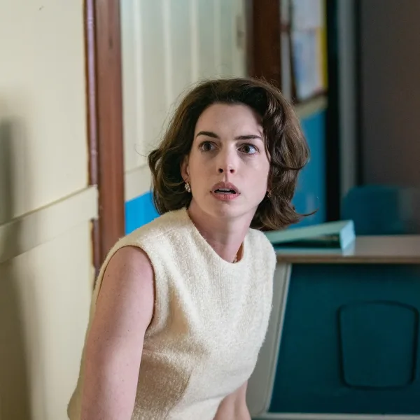 "Yesteryear": Anne Hathaway interpretará a una tradwife que despierta en 1855