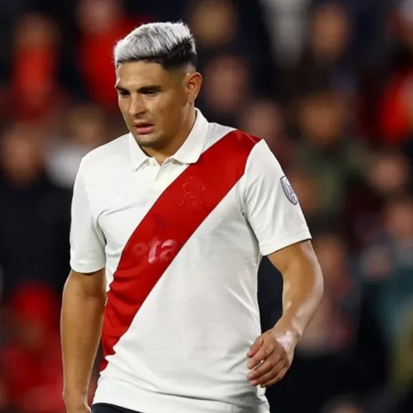 Salas llegó a Independiente Rivadavia y lanzó críticas contra River