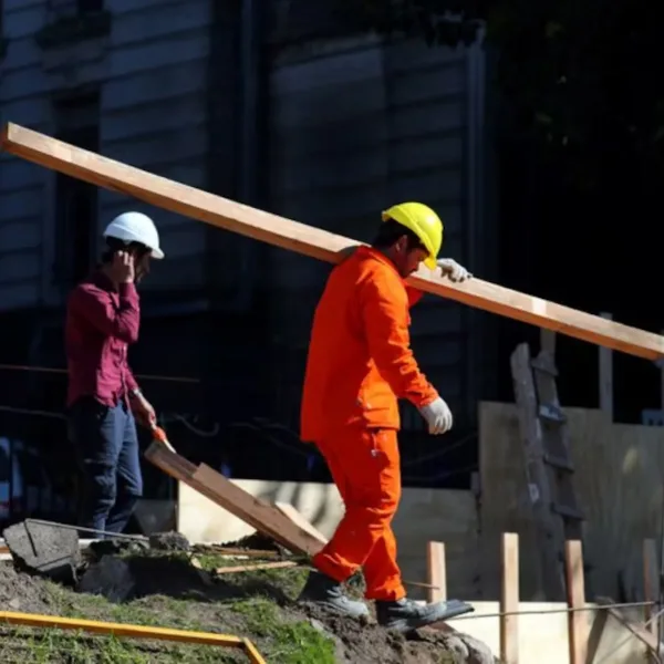 La totalidad de los empleos creados en el último año fueron en el mercado informal