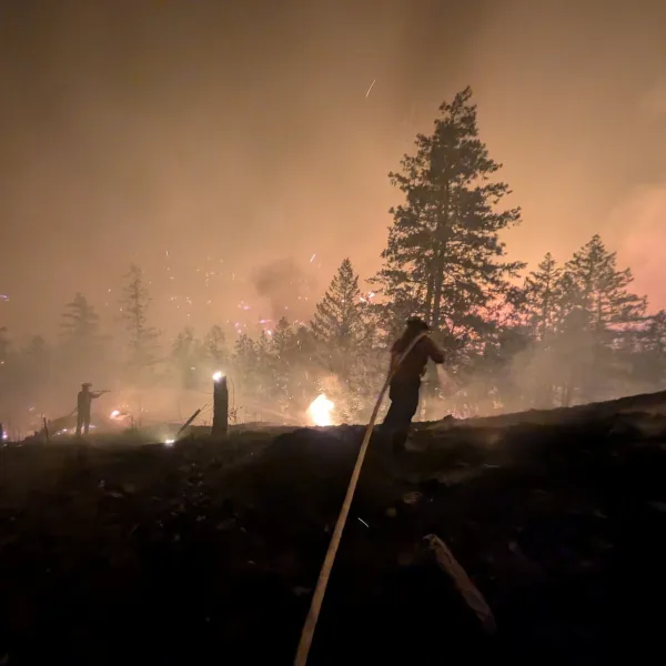 Columbia Británica declaró la emergencia por los incendios forestales