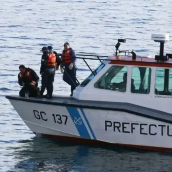 Tragedia en Bariloche: una nena de 3 años murió tras caer con su auto al Nahuel Huapi