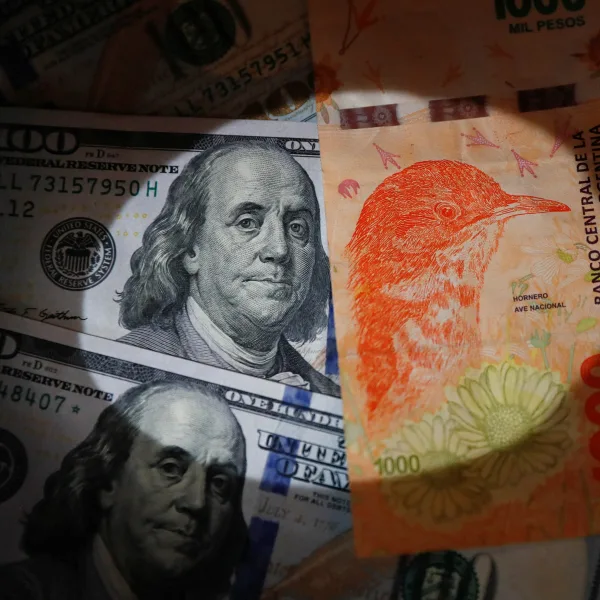 Consumo frenado y poco crédito en pesos: la paradoja de la economía pese al avance de las exportaciones