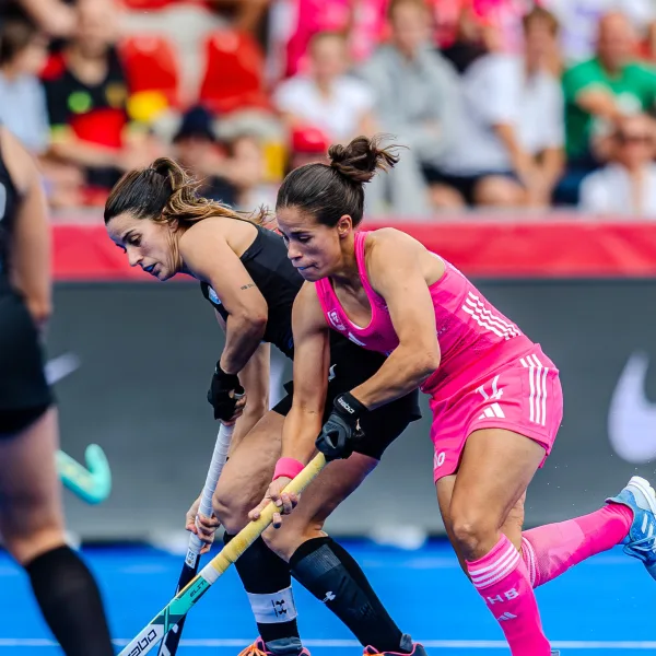 Las Leonas vencieron a Alemania y quedaron cerca de clasificar