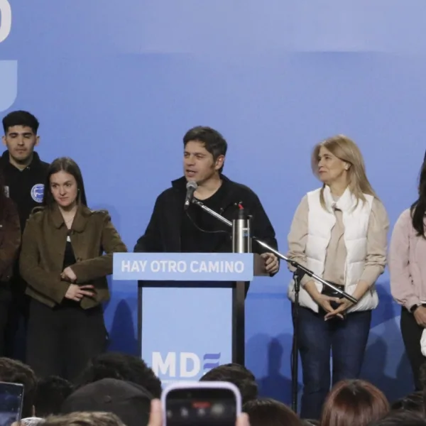 Kicillof llamó a “construir la victoria en 2027”