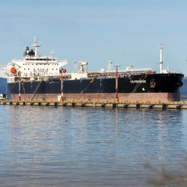 Conflicto entre Tierra del Fuego y la Nación por el amarre de una nave británica en Ushuaia