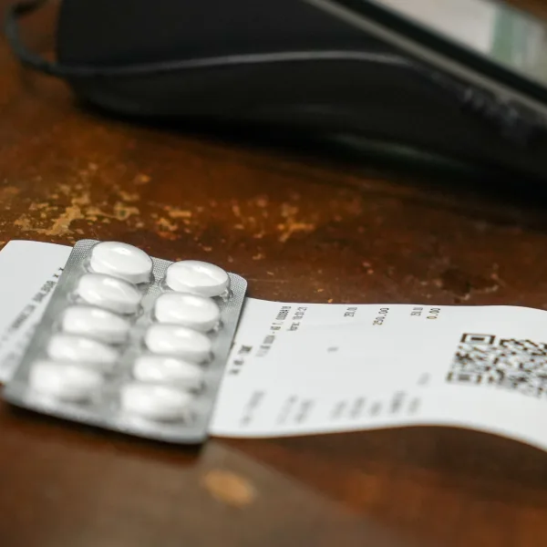 Un informe reveló que los medicamentos en Argentina triplican los precios internacionales