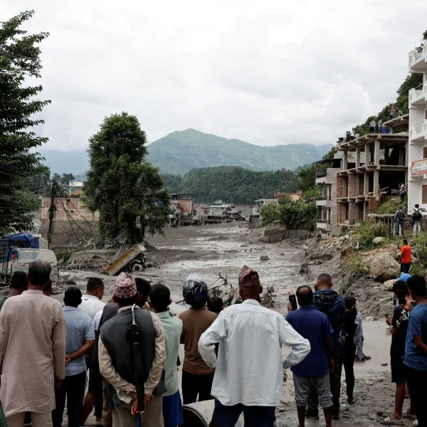 Una violenta riada en Nepal deja al menos 95 muertos y más de 400 desaparecidos