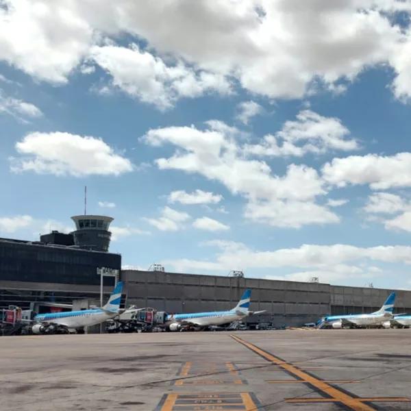 Aeroparque reanudó sus operaciones tras 55 horas inactivo por obras