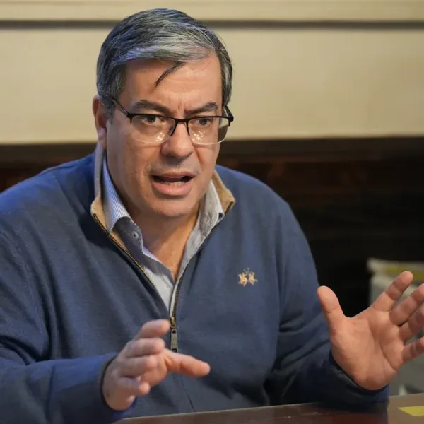 La oposición ensaya una unidad contra Milei: acuerdos e internas