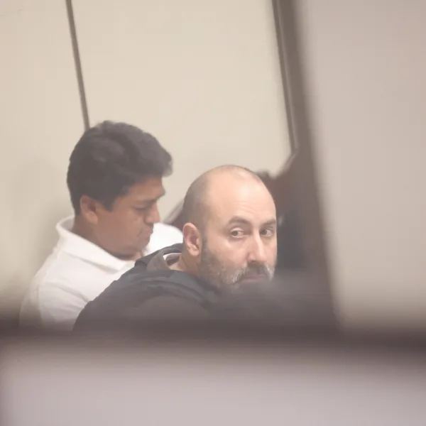 La Justicia de Chile evaluará el accionar de las granjas de bots vinculadas a Cerimedo