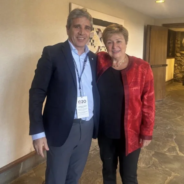 Caputo se reunió con la titular del FMI en EE. UU. para repasar la agenda económica