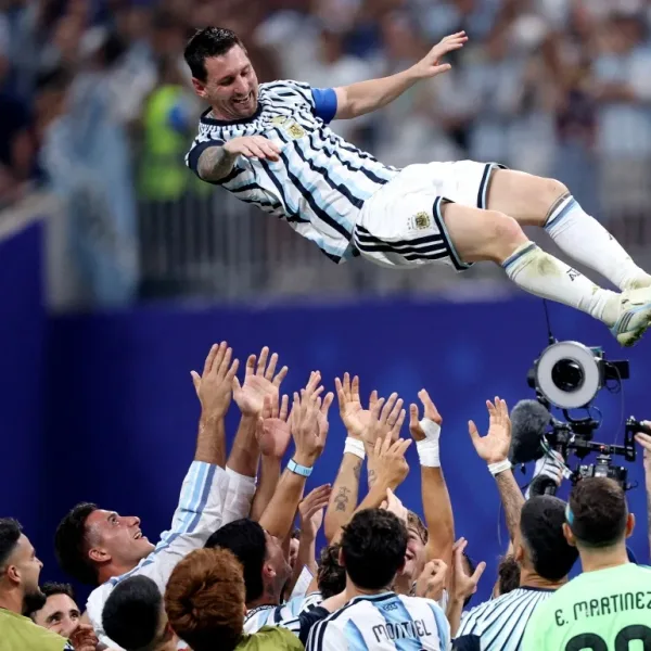 Los jugadores de la Selección Argentina despidieron a Lionel Messi tras su retiro