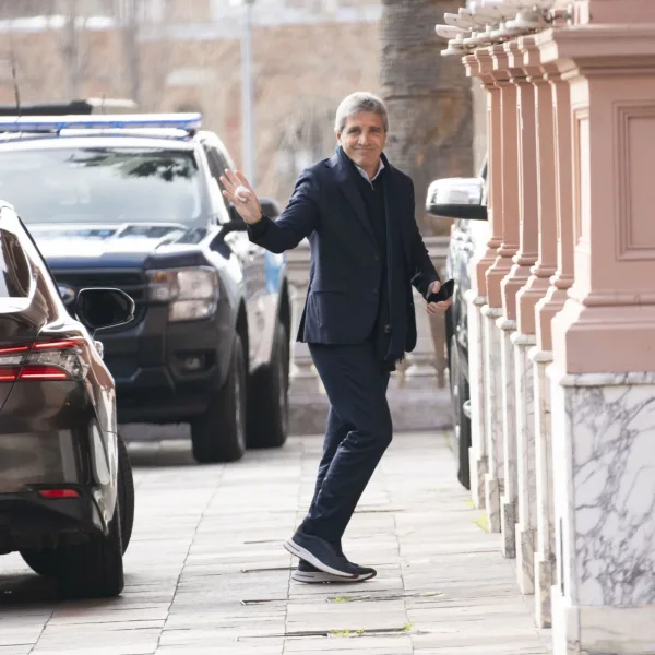 Caputo se reúne con Bessent en el G20 para reforzar la alianza con Trump