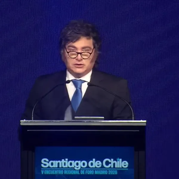 Milei acusó a la oposición de intentar hacerle un golpe de Estado; Trump volvió a hablar de Malvinas; Nico Paz distinguido en Italia y más...