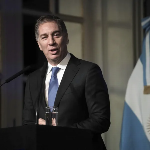 LLA acelera las conversaciones con la UCR y el PRO en la Provincia