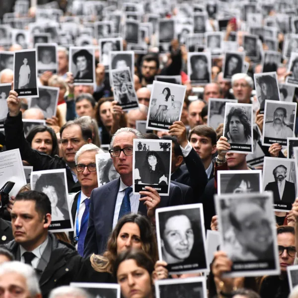 Causa AMIA: la Justicia incluyó a un ex funcionario iraní para ser juzgado en ausencia
