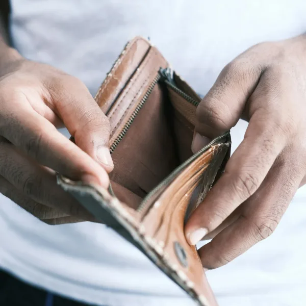 La morosidad de las familias volvió a subir en julio y llegó al 12,9% del crédito